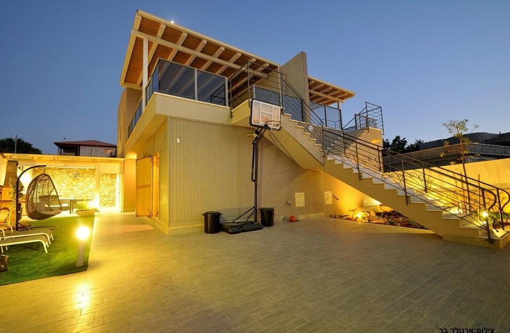 Between Sunrise And Sunset Suites Ya'ara Luaran gambar