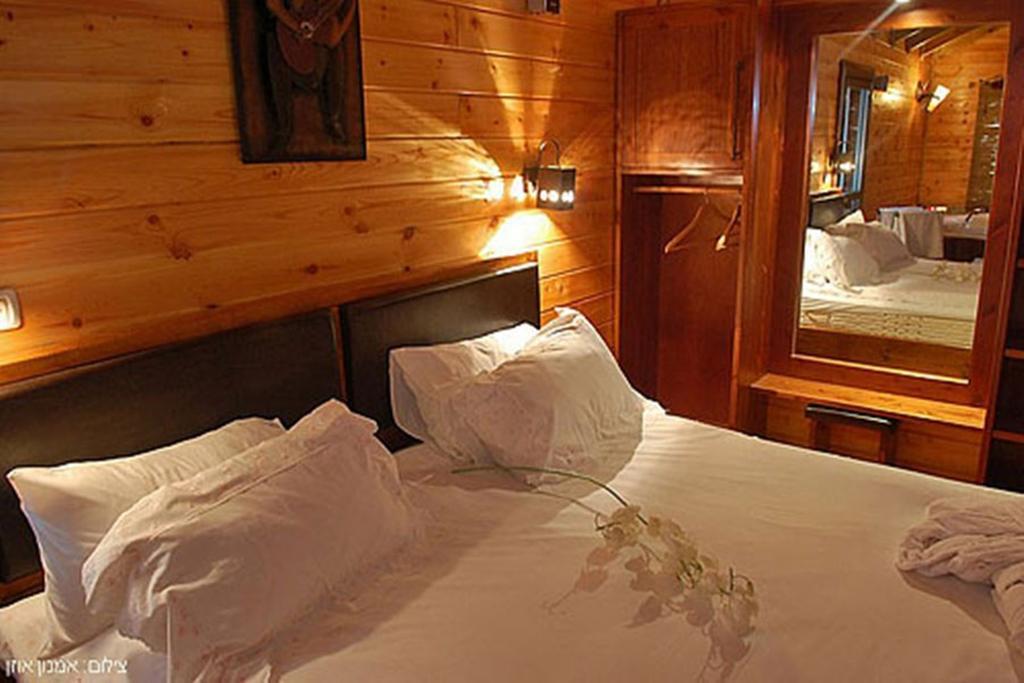 Between Sunrise And Sunset Suites Ya'ara Luaran gambar