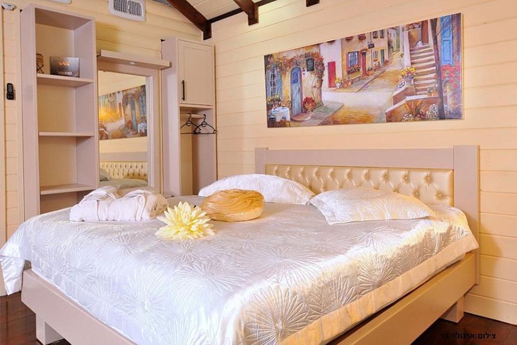 Between Sunrise And Sunset Suites Ya'ara Luaran gambar